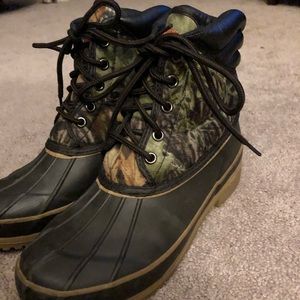 Ozark trail boots 🥾 camo and orange